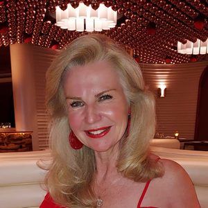 Meet your Posher, Jacqueline